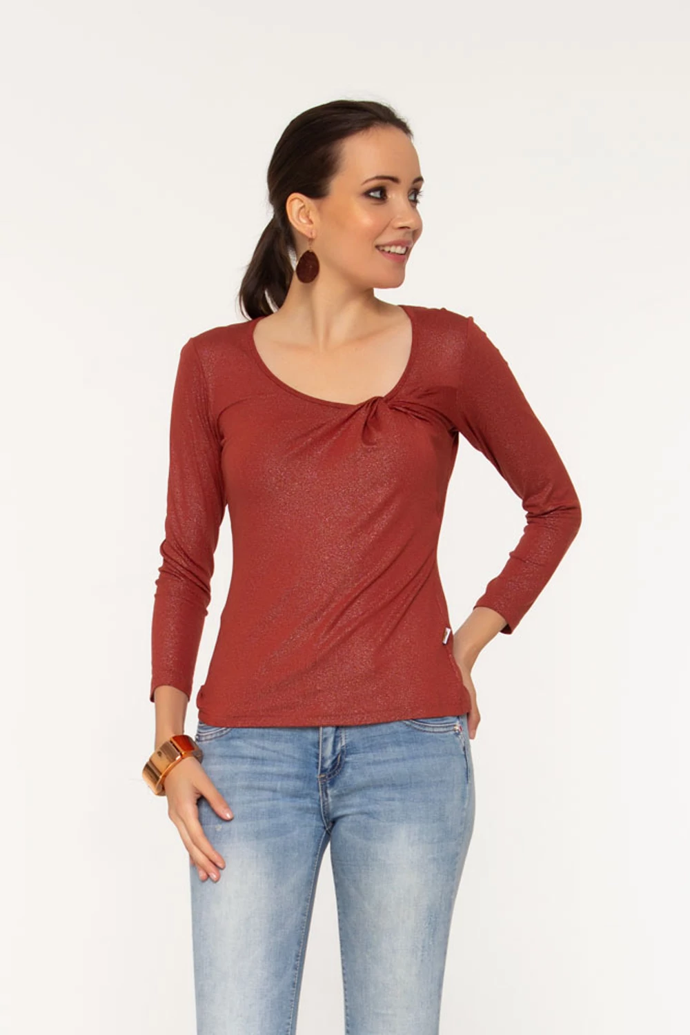 Rozsdaszín csavart díszítésű hosszúujjú felső
