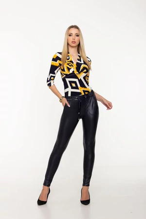 Szonja póló - sárga/fekete/fehér mintás Szonja póló - sárga/fekete/fehér mintás