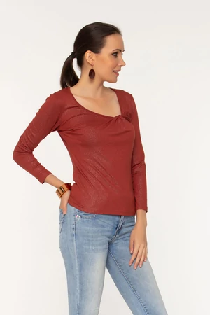 Rozsdaszín csavart díszítésű hosszúujjú felső